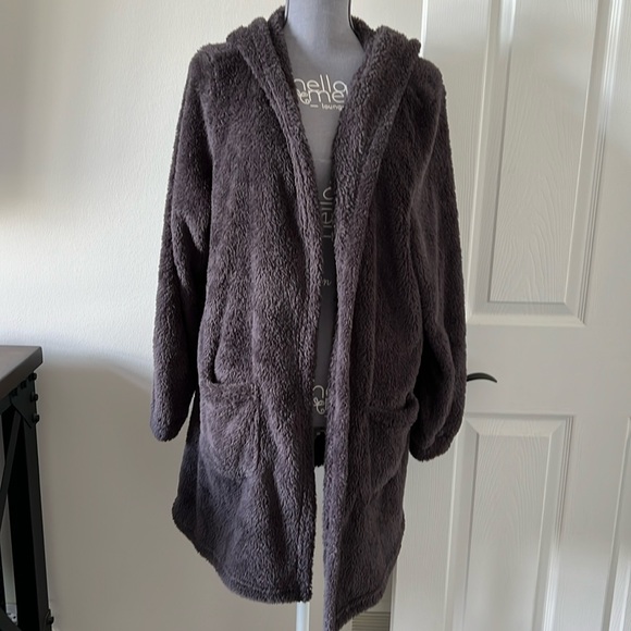 Teddy Bear Robe.  XXL - Picture 1 of 6